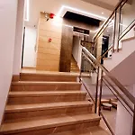 Hotel City Pride With Free Airport Pickup
