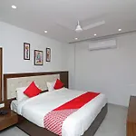 Oyo 37722 Silver Oak Luxury Comfort Inn