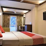 Metropolis Tourist Home