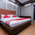 Oyo 28357 Mannat Stay Home