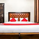 Oyo 28357 Mannat Stay Home