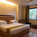 Westend Inn - Resort And Banquet Near Delhi Airport