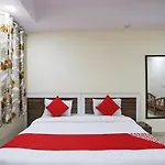 Hotel Rampal Palace