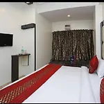 Hotel Hi Life- By Rsl Hospitality