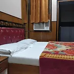 Hotel Hi Life- By Rsl Hospitality