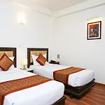 Hotel Pooja Palace