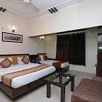 Hotel India Palace