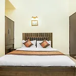 Oyo 14245 Amitabh Guest House
