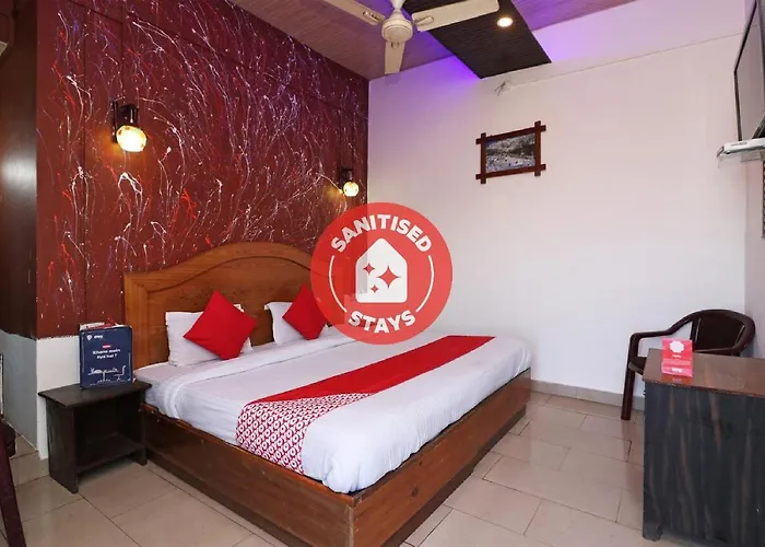 Oyo 73841 Amrit Residency