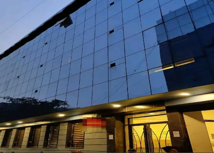 Wp D Pavillon Delhi Airport