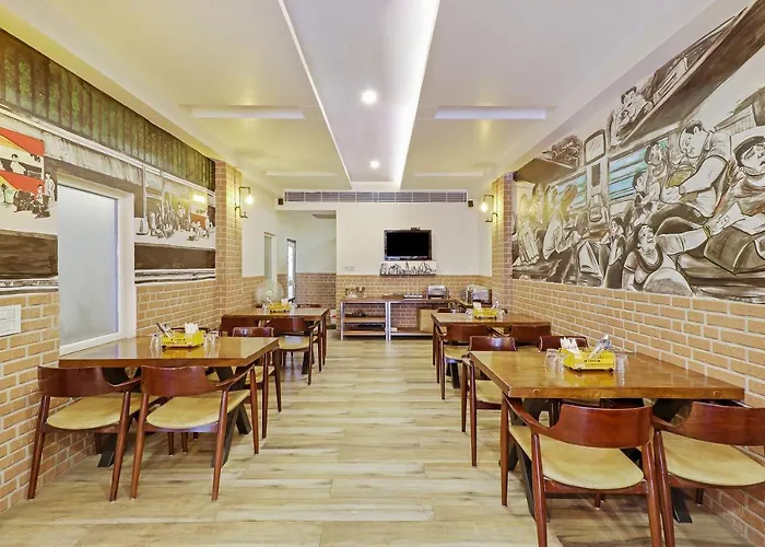 Capital O 2242 Hotel Yuvraj Deluxe