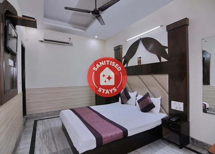 Oyo 6124 Lord Krishna Dx Inn