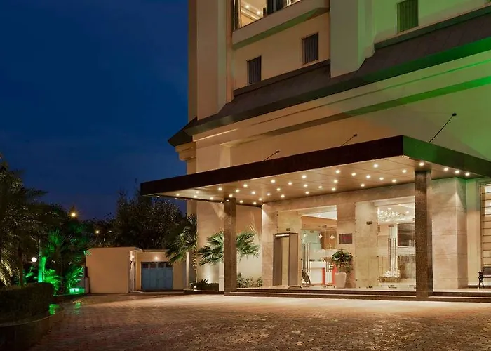Ramada By Wyndham New Delhi Pitampura