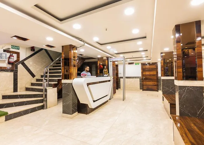 Hotel Grand Shyam- In Front Of New Delhi Railway Station-Couple Friendly