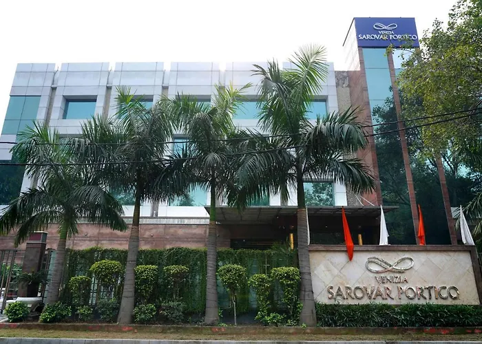 Venizia Sarovar Portico