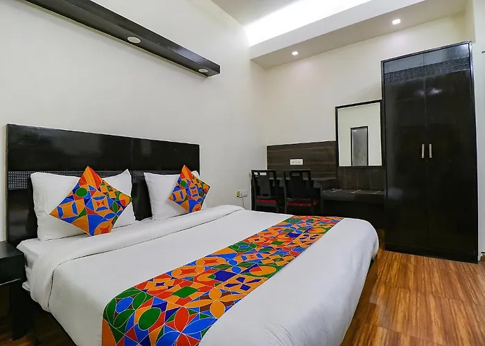 Fabhotel La Ola