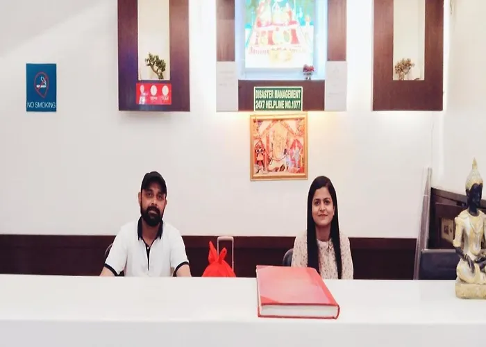 Hotel Sai Crystal Inn Near New Delhi Railway Station