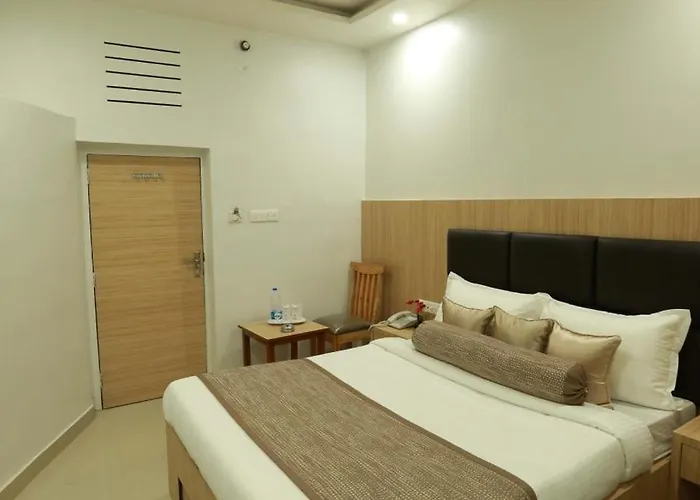 Hotel Lotus Near New Delhi International Airport