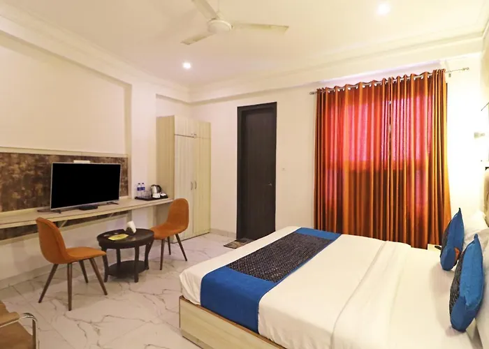 Hotel Almora Near Delhi Airport