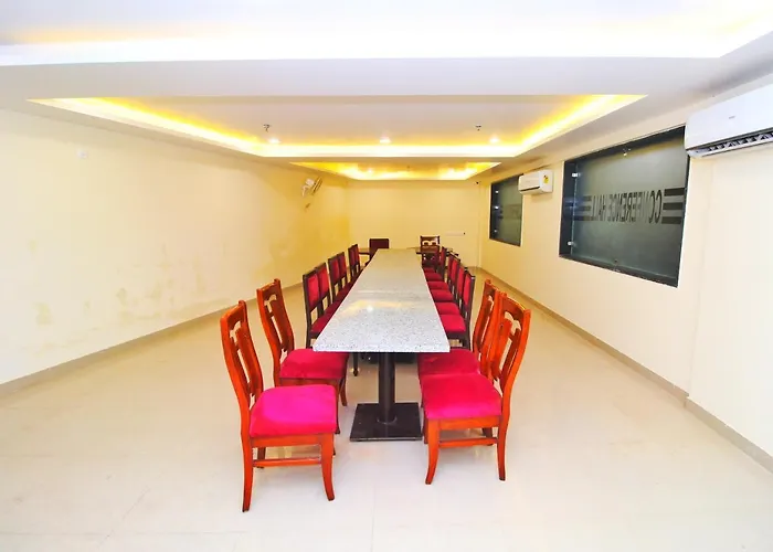 Hotel Hanuwant Inn