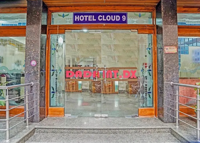 Oyo 88326 Hotel Cloud 9