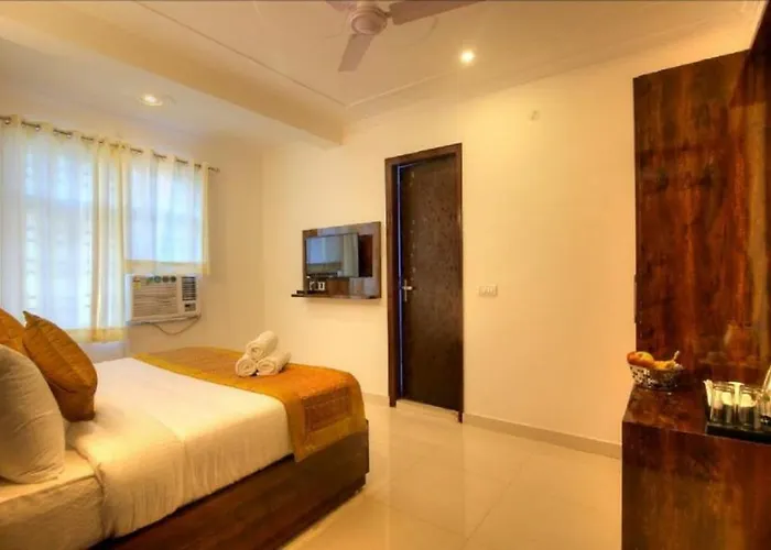Hotel Ark-Of-Avalon Near Delhi Airport