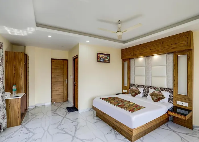 Hotel Vanson Villa - Near Connaught Place