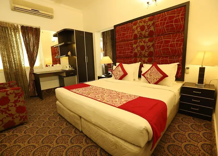 Hotel Capitol Hills - Greater Kailash Delhi