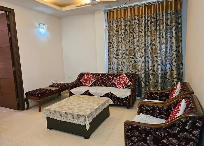 Spacious 2Bhk Apartment!