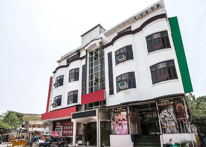 Capital O Hotel Orchid Garden Near Satyam Inox Patel Nagar