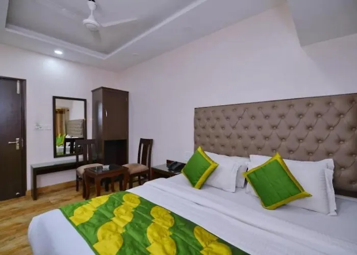 Hotel Dream Stay Near Laxmi Nagar \