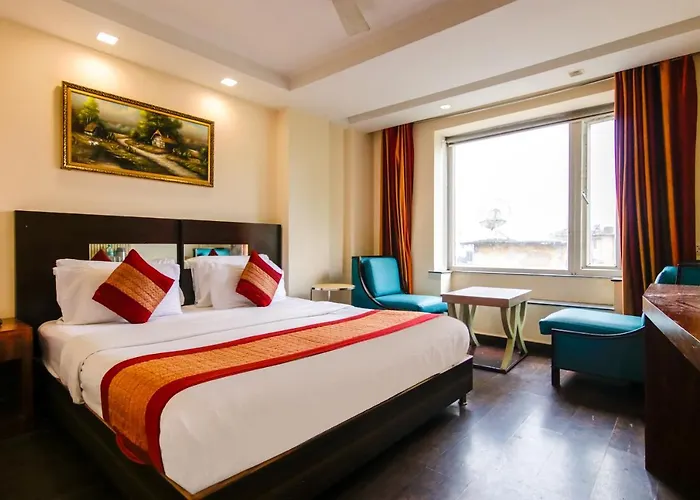 Hotel Neu Villa - Walk In From New Delhi Railway Station
