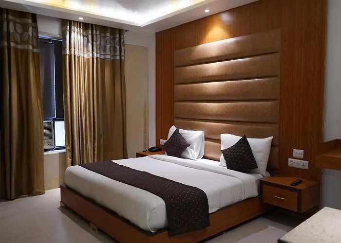 Hotel O Delhi, Near Metro Station Karol Bagh