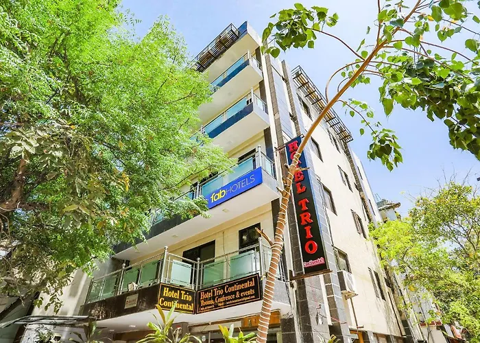 Fabhotel Trio Continental Patel Nagar