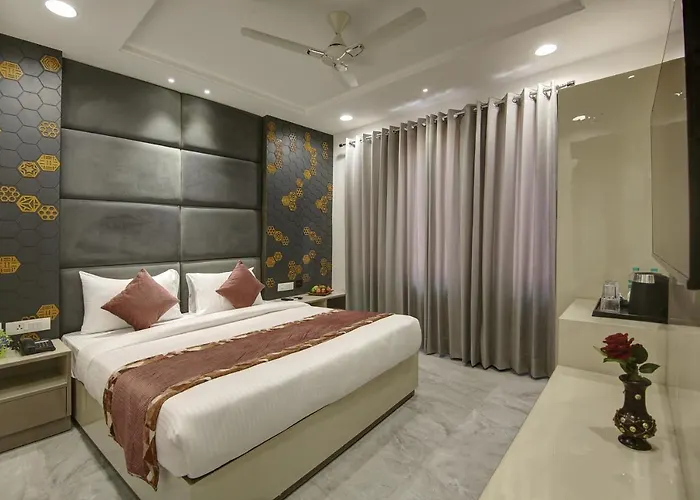 Hotel Kaca Inn-By Haveliya Hotels- Traveller\'S Choice Award Winner 2025