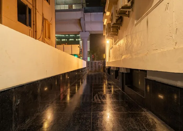 Lime Boutique B&B Gk-1 At Kailash Colony Metro , Greater Kailash Near Eros Hotel Nehru Place