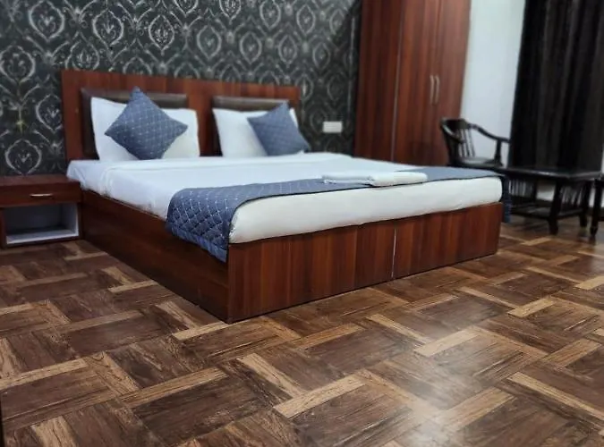 Hotel King Residency