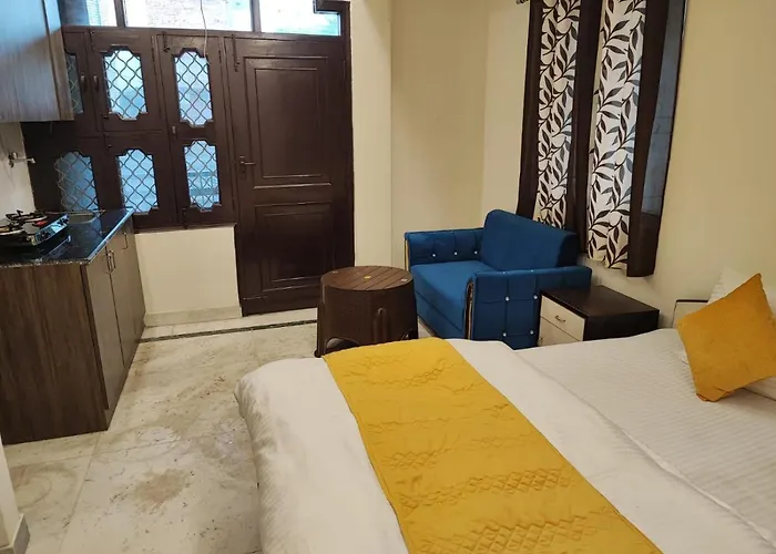 Sun Moon Residency And Apartments, Hotels In Rohini