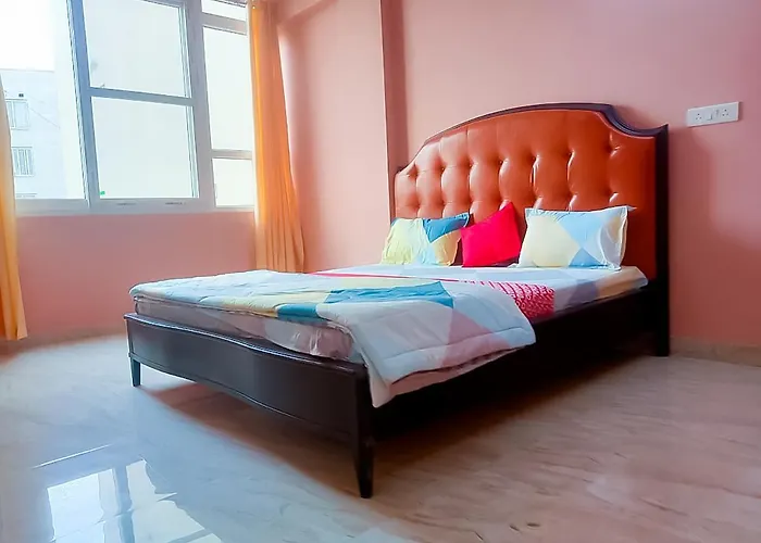 Hotel Rose - Dwarka Sec 8