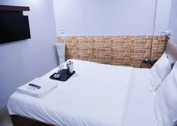 Mannat Stay Hotel - Laxmi Nagar