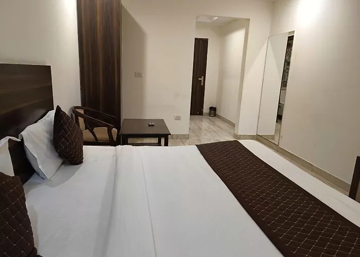 Hotel Samara Kingdom Near Delhi Airport