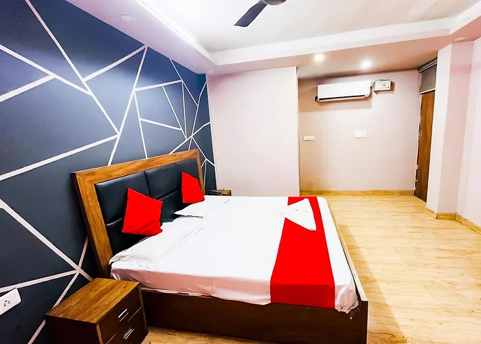 Comfort Inn Nizamuddin Railway Station 2 Min Walk