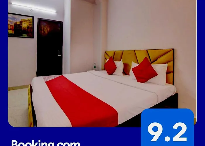 Oyo Flagship Decent Residency