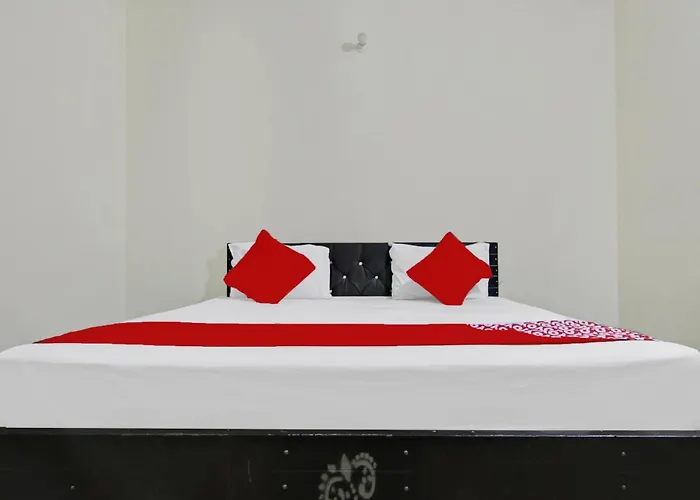 Oyo Flagship A K Galaxy Room\'S