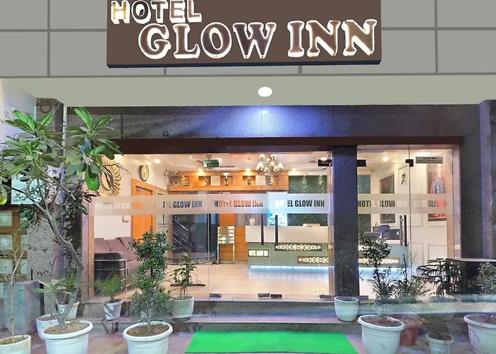 Hotel Glow Inn Paharganj-3 Mins Walk From New Delhi Railway Station