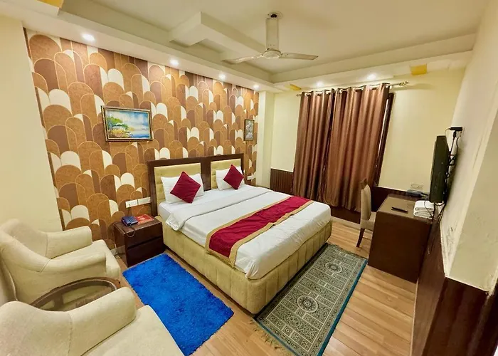 Hotel Vista Inn, Karol Bagh, New Delhi - Near Metro