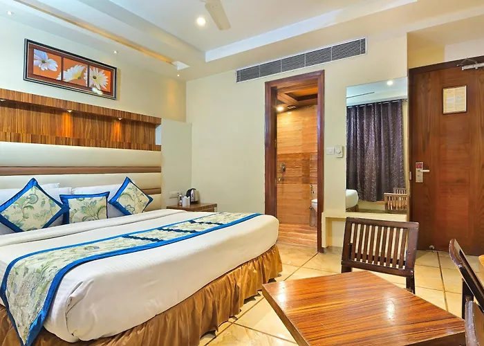 Hotel Hari Piorko Grand - 2 Min From New Delhi Railway Station