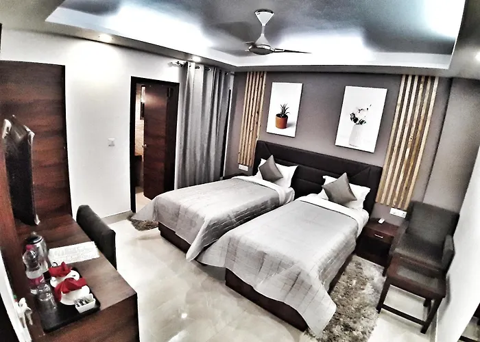 Airport Hotel Delhi Aerocity, 15 Mins Yashobhoomi