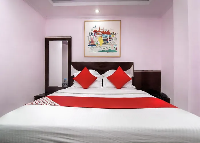 Oyo Flagship 18997 Hotel Km International
