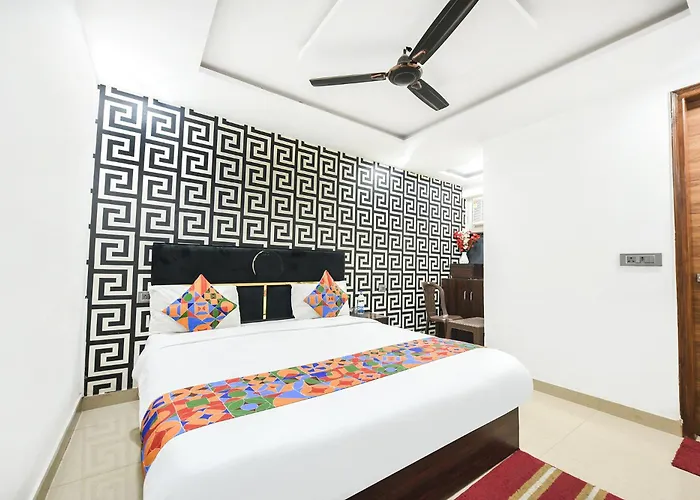 Fabhotel The Royal Residency